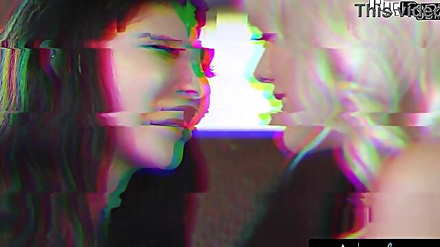 GIRLSWAY - Mischievous Ashlyn Hotty Teases Fresh Abode Cleaner Victoria Voxxx - SPANISH SUBTITLES