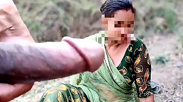 Desi Village bhabhi Devar ravage in Jungle outdoor hindi audio xx flick,