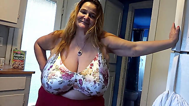 Sarah - bbw MATURE two