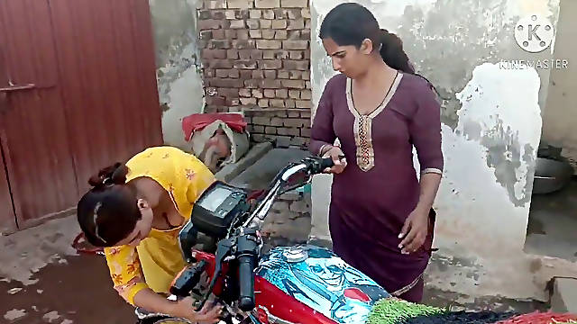 Novinjas, Senhora E Jovem