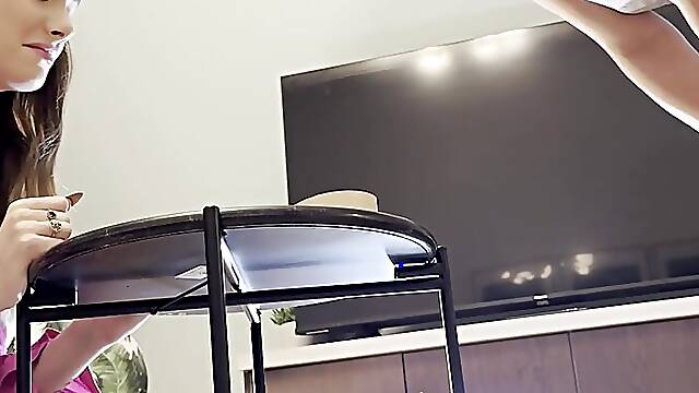 Φουστα Χωρις Εσωρουχο, Κροατισες