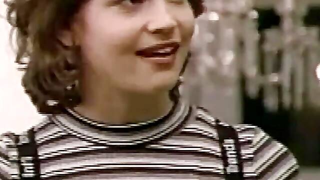 Four Girls Have a Lesbian Party Where They Play with Their Sexy Toys