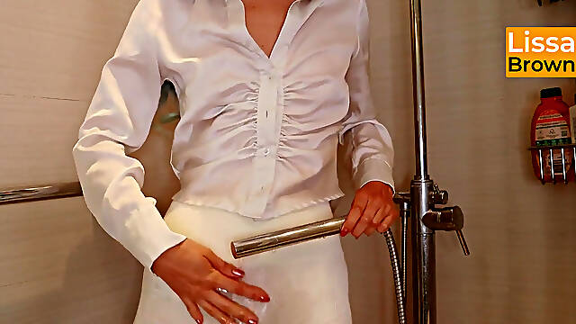 Stepmommy Wets Her Blouse and Yoga Pants in the Shower