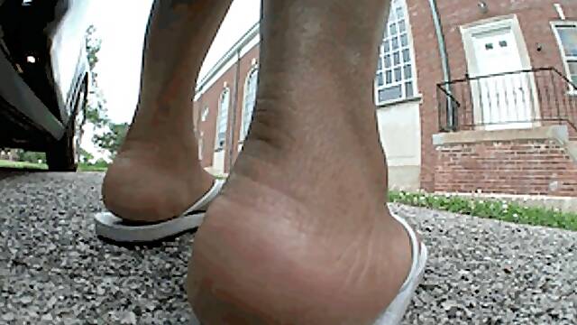 Revealing My Feet To You - Charlie