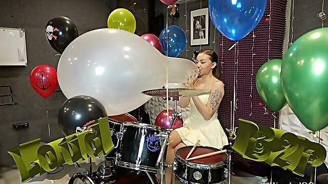 Loud drummer made loud B2P 4K