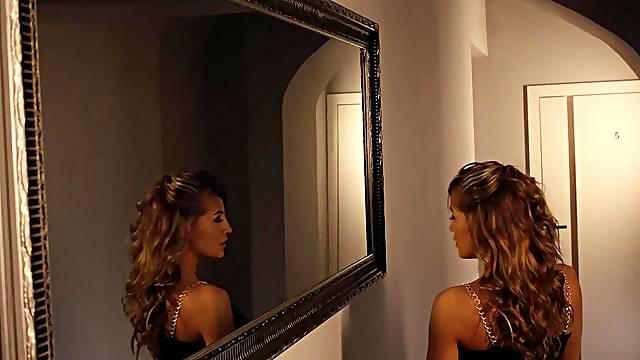 Για Ενα Βραδη, Ερωτικα Βιντεο