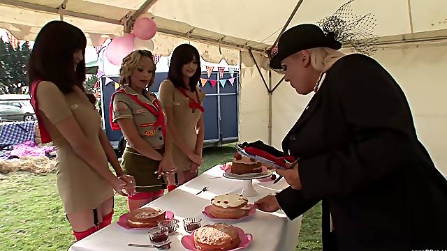 Kirsten Halborg and Kit and Kat Lee adore group sex after the party