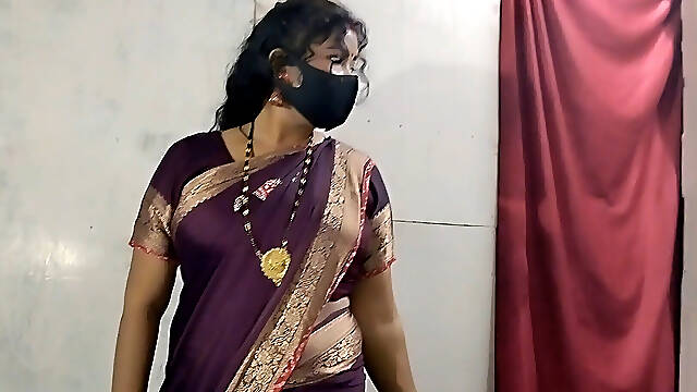 Desi Bhabhi Big Boobs Sex by Indian