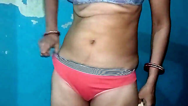 Hot Kissing and Hard Closeup Standing Position Sex