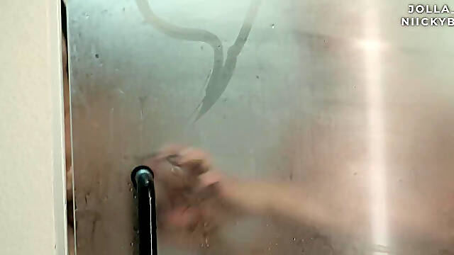 She's My Favorite Whore