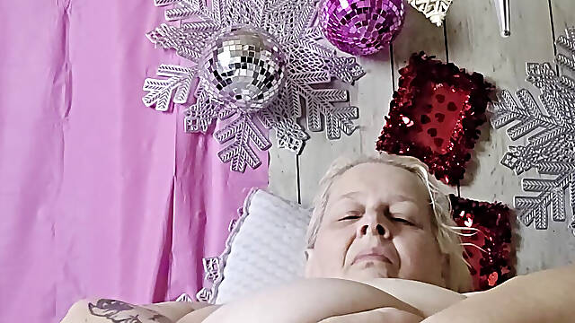 Shaving Hairy Twat Makes Her Wet N Horny