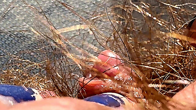 Amateur Hairy Girl Mastubates in Closeup with Huge Clit