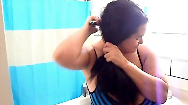 Hair Brushing with Haydee Rodriguez