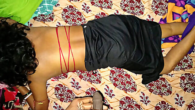 I Took the Village Aunty to Her House and Enjoyed Her Body