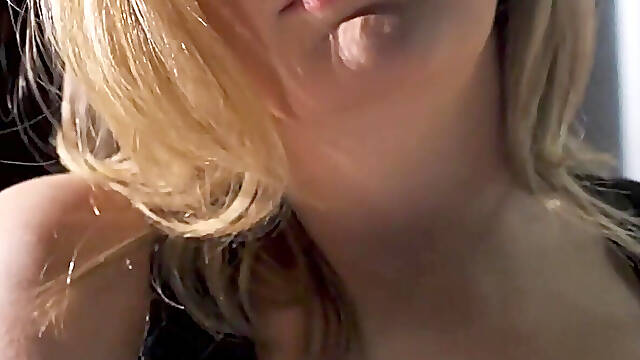 Fucking the Slutty MILF Bartender - Clara Dee POV Virtual Sex