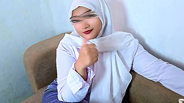 You Won’t Believe What This Horny Hijab College Girl Did When Her Parents Left - Intense Empty House Fuck on the Couch - Minokii