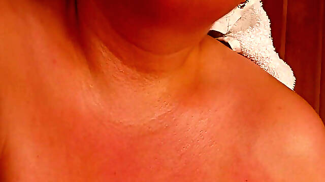 BBW Anna Katz in a Sauna