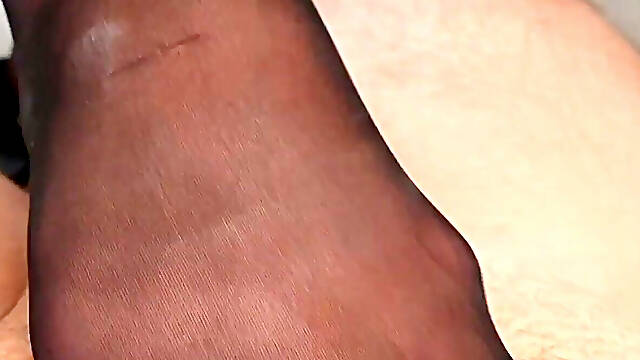 German Secretary Turns Colleague Into Slave Footjob Shoejob Cum Inside Stockings